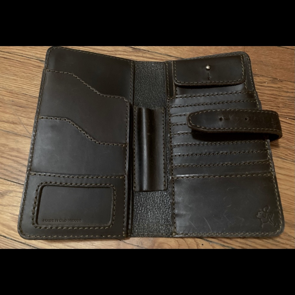 Saddleback Big Leather Wallet